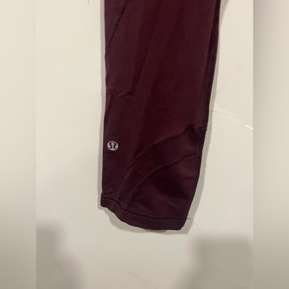 Lululemon leggings, size 4 - Picture 7 of 12